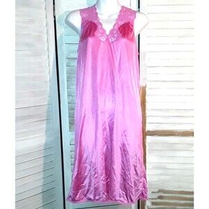 Vintage Vanity Fair Nightgown Size Small Pink Nylon & Lace